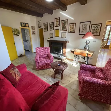 Apartment In Sibillini With Pool & Solarium, Cleaning Included Vakantiehuis *