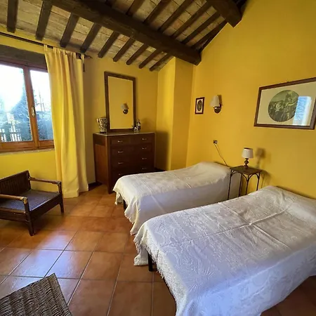 Apartment In Sibillini With Pool & Solarium, Cleaning Included Vakantiehuis