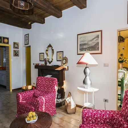 Apartment In Sibillini With Pool & Solarium, Cleaning Included *