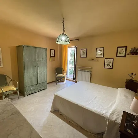 Apartment In Sibillini With Pool & Solarium, Cleaning Included Amandola